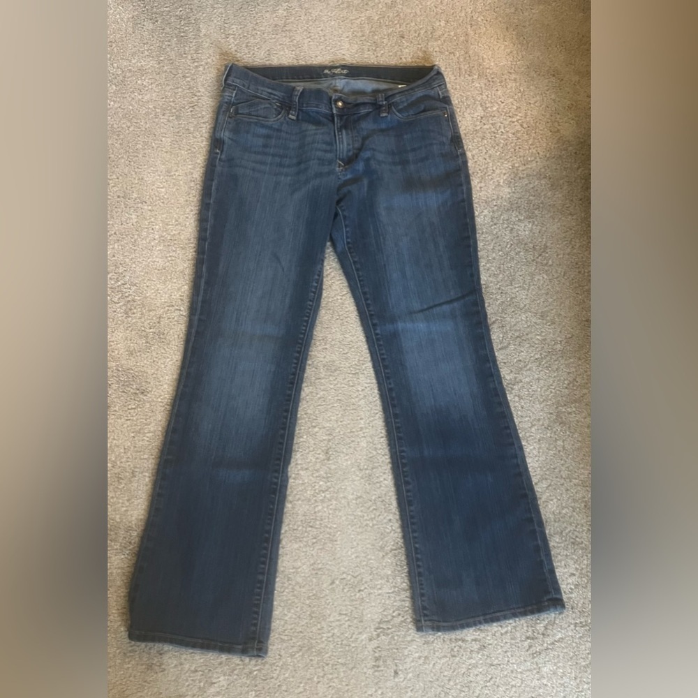Classic Blue Women's Jeans - Picture 2 of 6